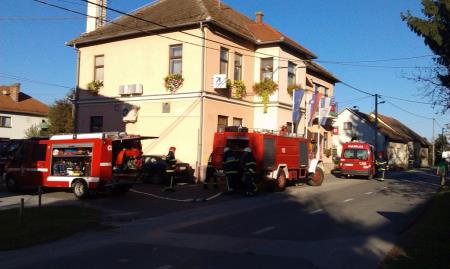 Gasilska vaja ob mesecu požarne varnosti 32